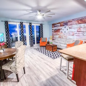 Laketown Wharf 416 By Aneliya Holiday home