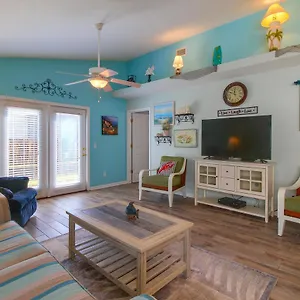 Colors Aplenty Holiday home